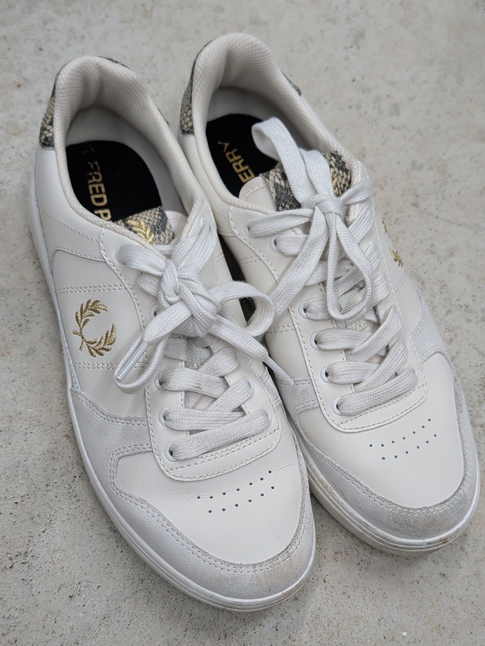 Fred Perry White Sneakers with Gold Laurel Logo